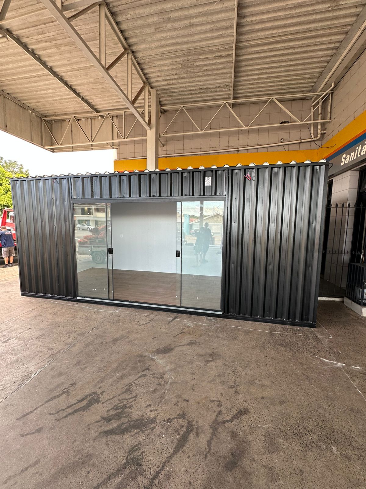 Loja container 11