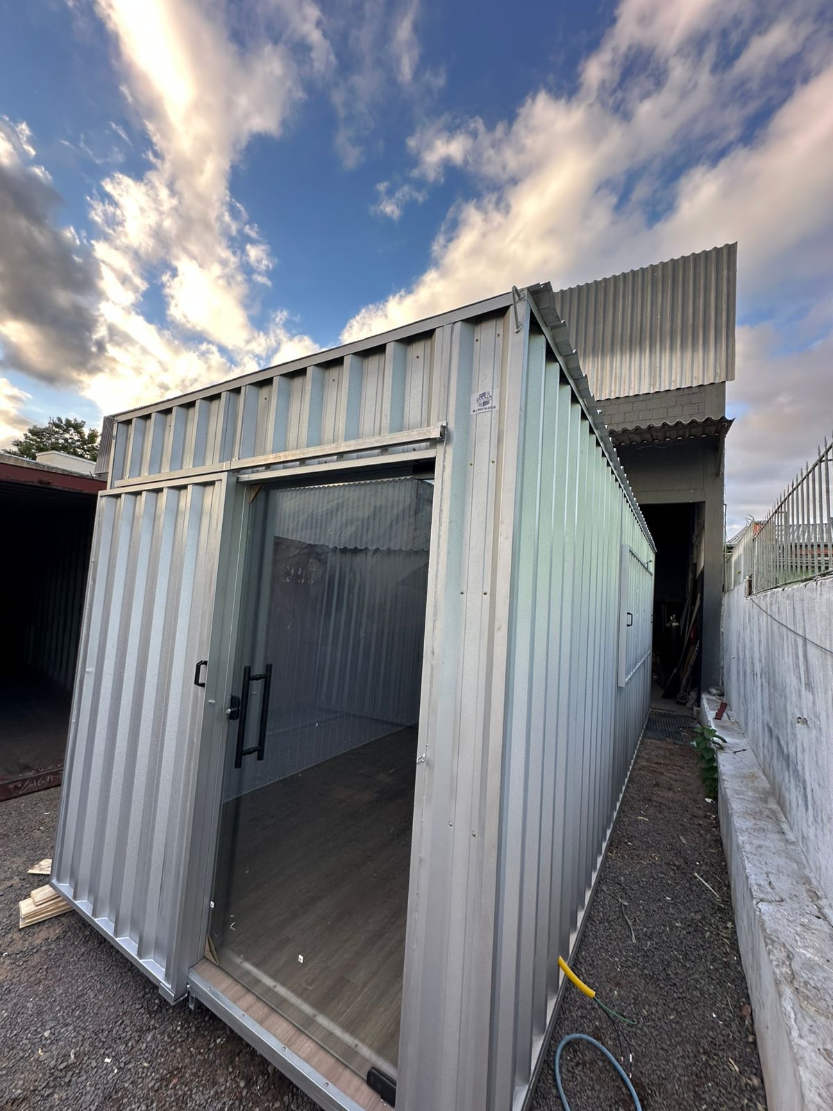 Loja container 22
