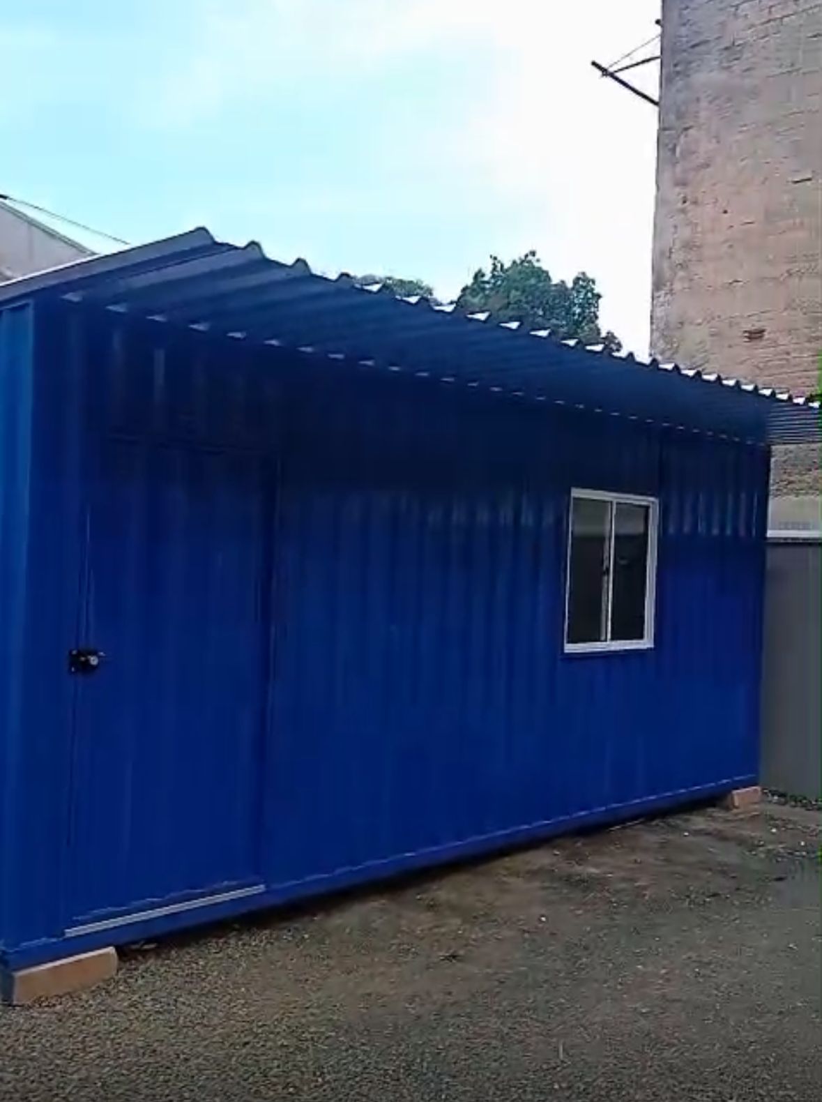 Loja container 28